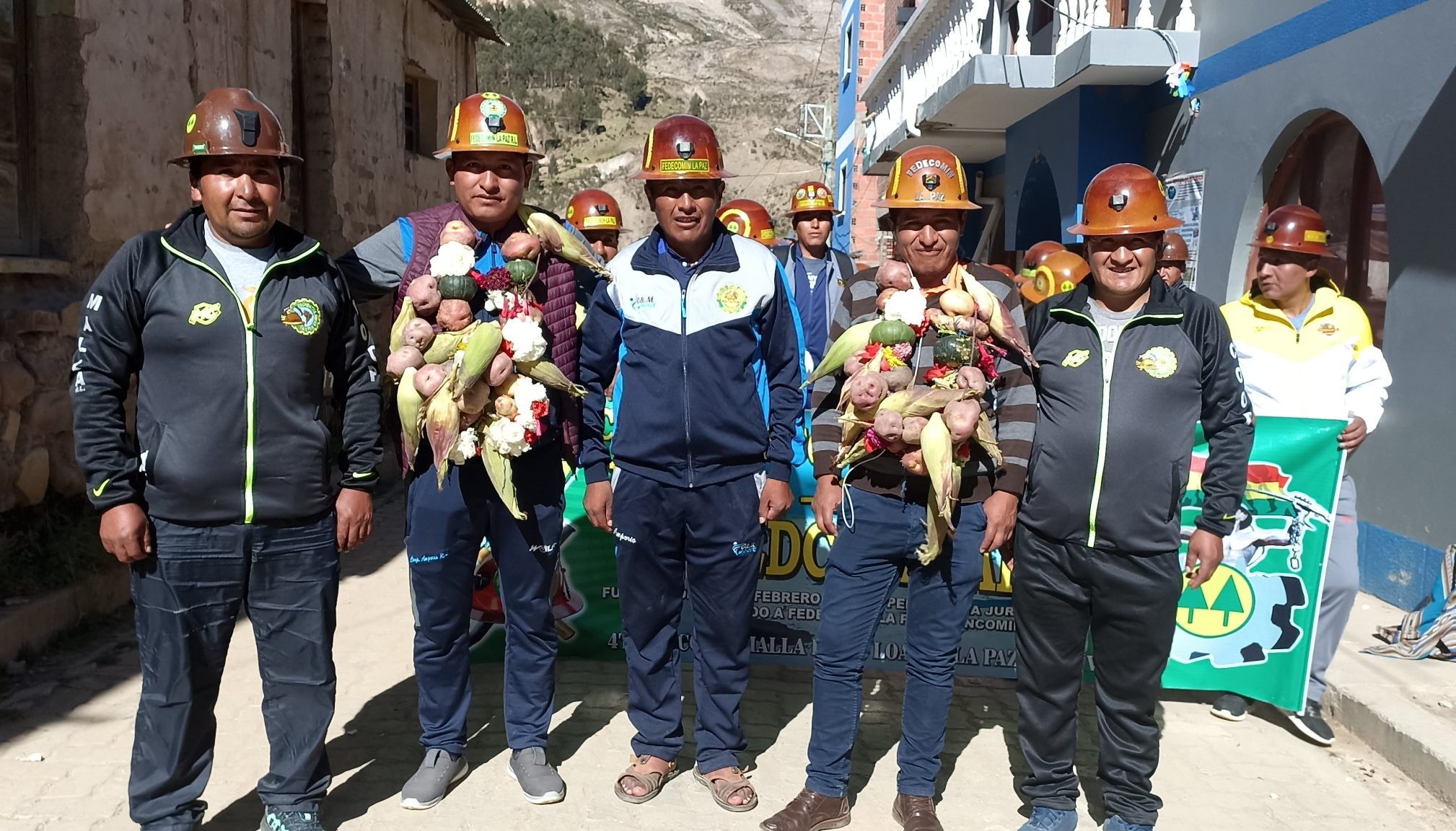 FEDECOMIN LA PAZ R.L. presente en la inauguración del V campeonato de la Central de Cooperativas Mineras «Malla Rodeo» R.L.