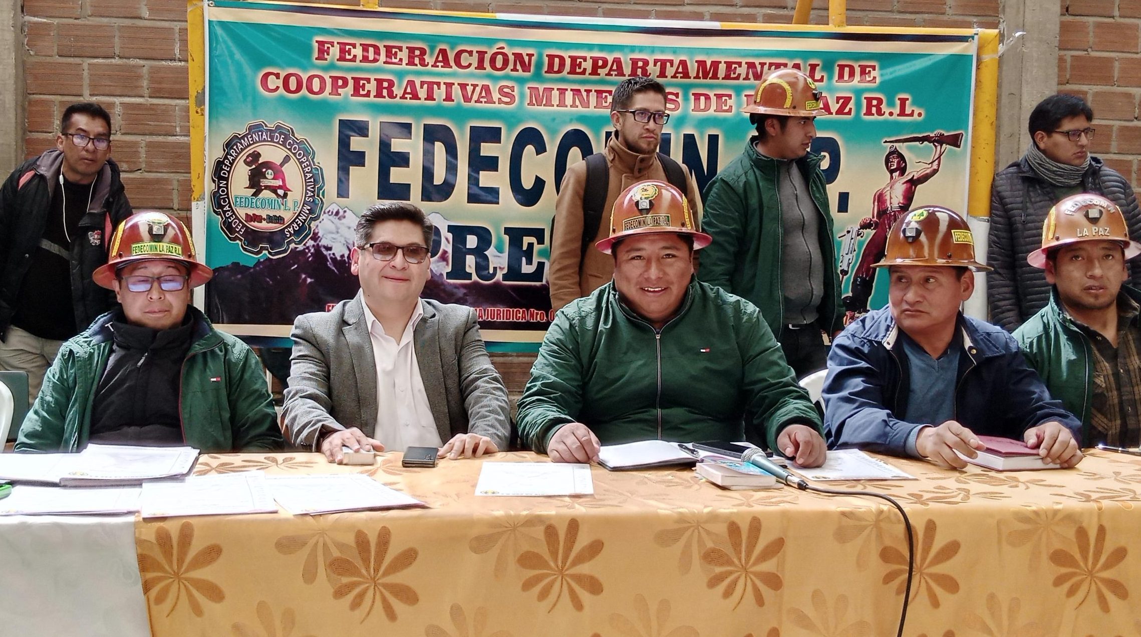 Se realizó la Asamblea General Extraordinaria de FEDECOMIN LA PAZ R.L.