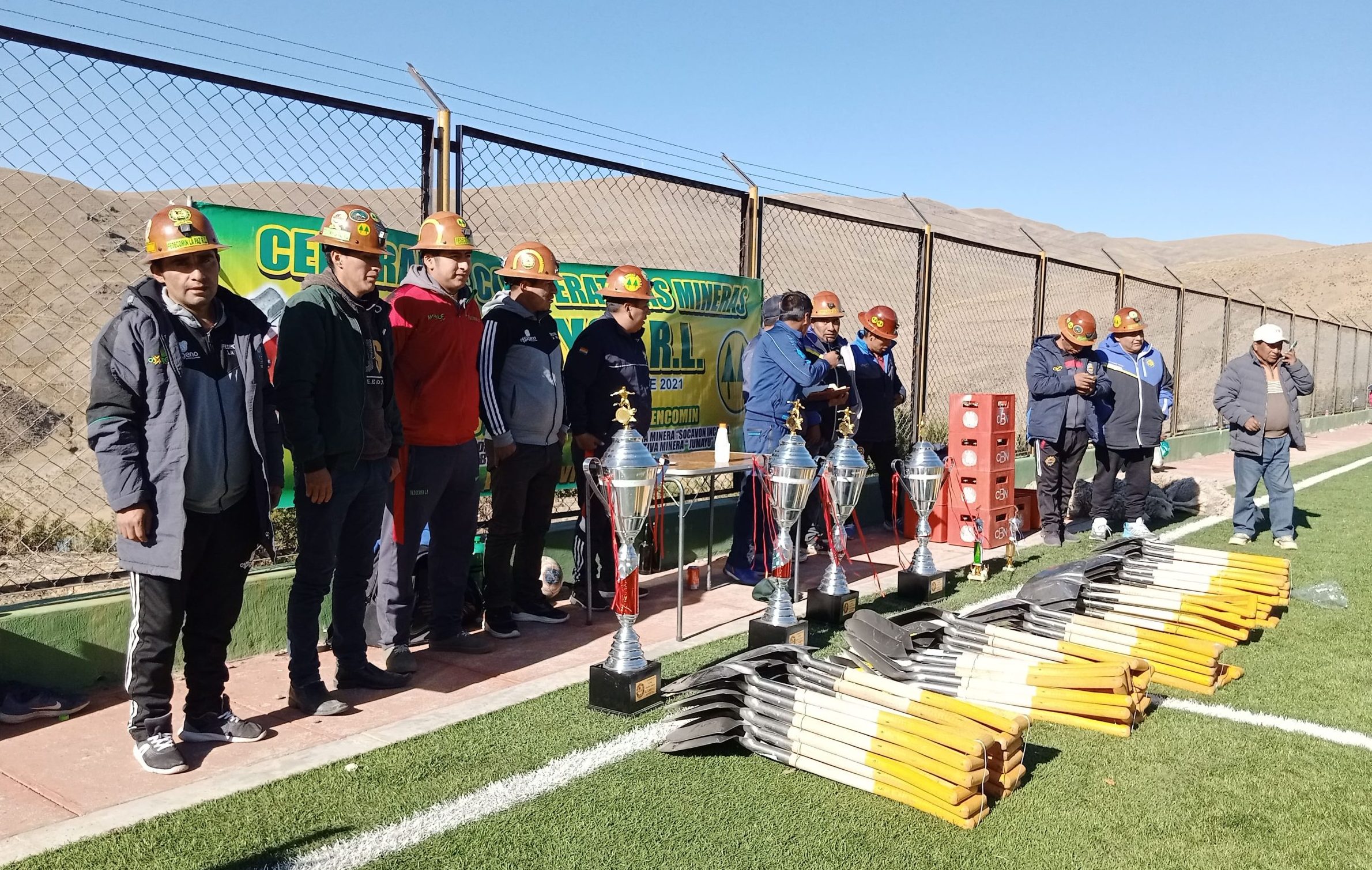 La Central de Cooperativas Mineras «Caluyo» R.L. realizó su 1er. campeonato relámpago por su II aniversario