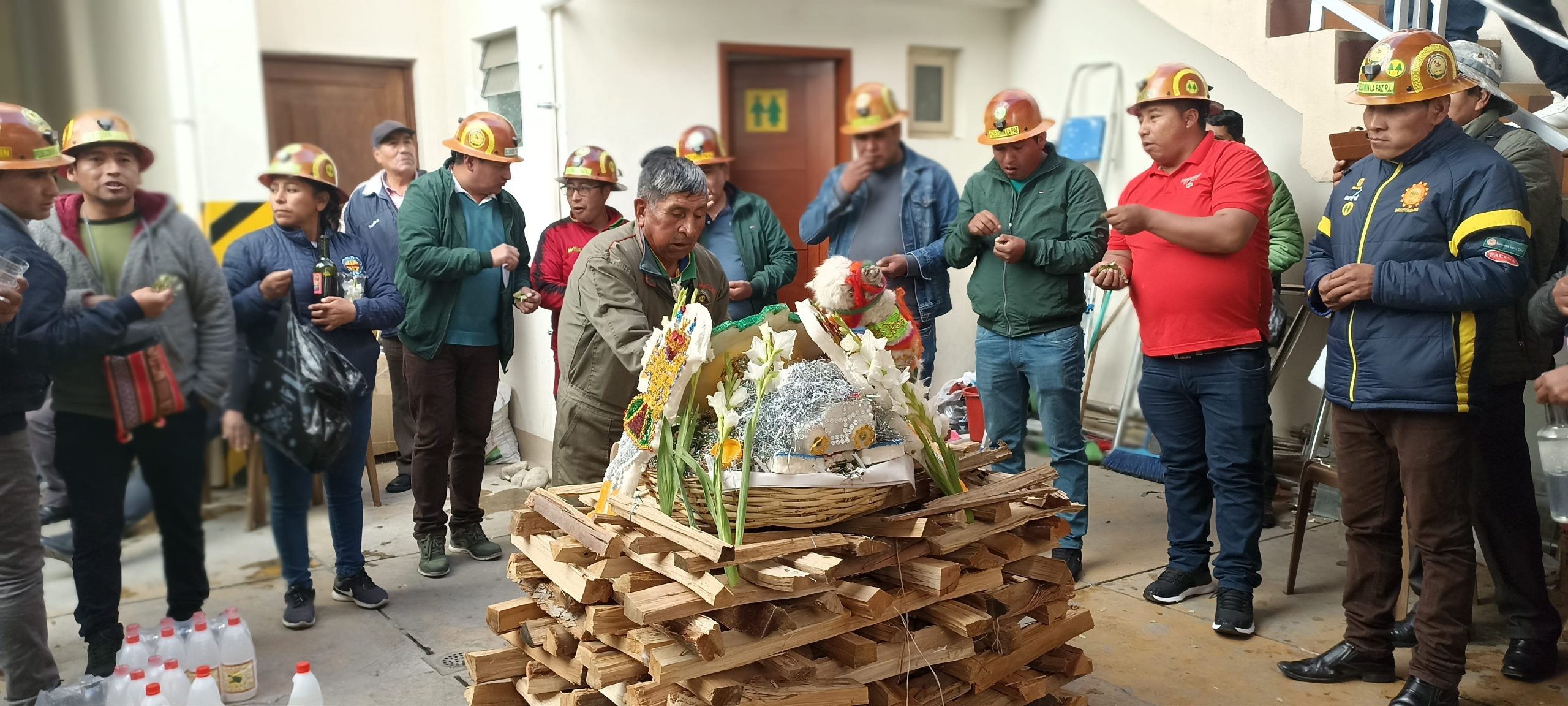 FEDECOMIN LA PAZ R.L. realizó la tradicional wajt’a